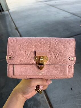 Louis Vuitton Vavin Wallet on Chain